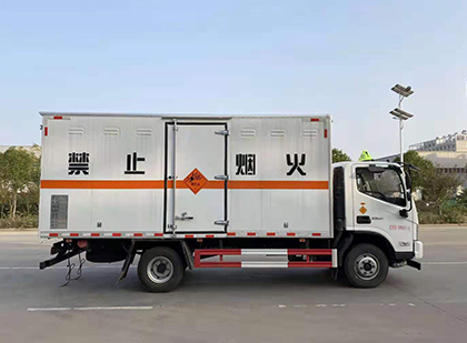 通山爆破器材运输车