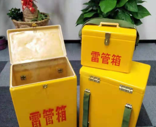 通山玻璃钢雷管箱有哪些特点