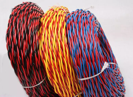 通山安全警示：放炮线与爆破母线使用的注意事项